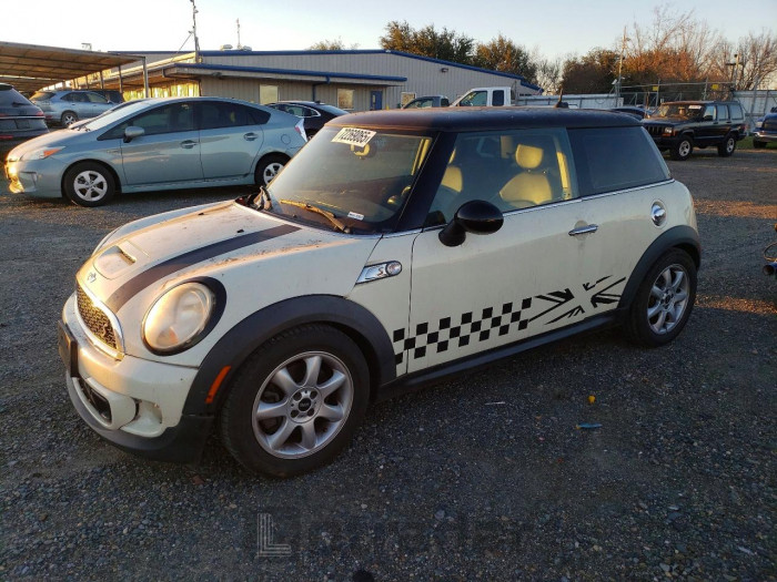 Mini Cooper 2013 VIN WMWSV3C59DT392562