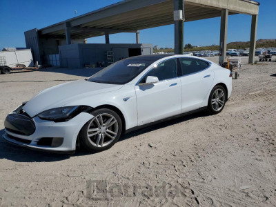 Tesla Model s 2015 5YJSA1S20FF098080