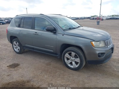 Jeep Compass 2012 VIN 1C4NJCBA1CD601361