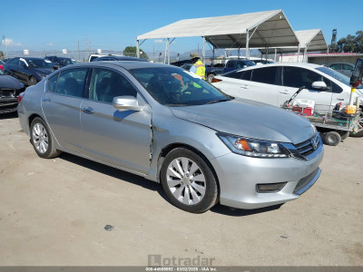 Honda Accord 2015 1HGCR3F89FA013402