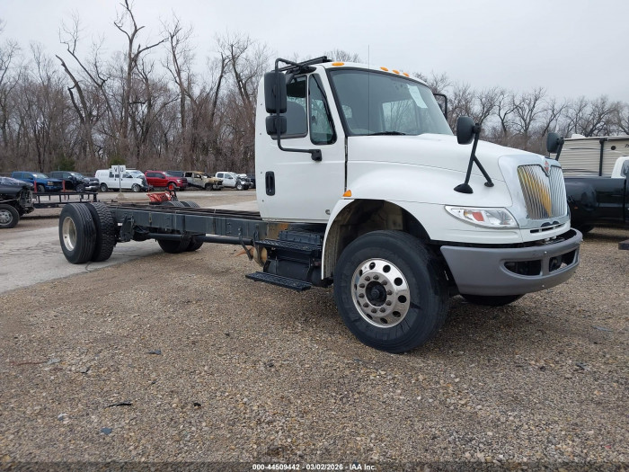 International Durastar 4300 2019 VIN 1HTMMMMN4KH199774