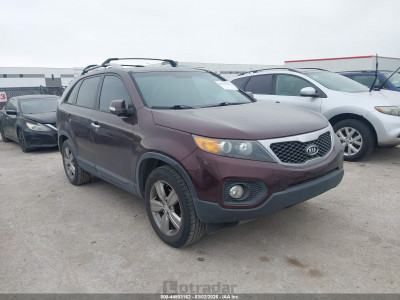 Kia Sorento 2013 5XYKU4A27DG337947