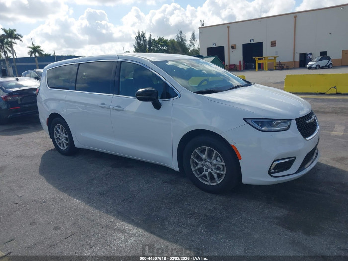 Chrysler Pacifica 2025 VIN 2C4RC1BG5SR551354