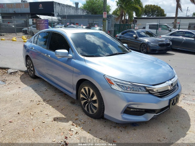 Honda Accord 2017 JHMCR6F70HC008134
