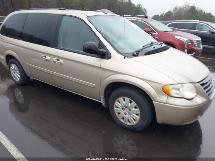 Chrysler Town & country 2006 VIN 2A4GP44RX6R880465