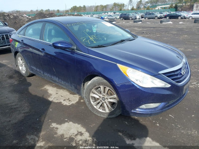 Hyundai Sonata 2013 5NPEB4AC1DH628903