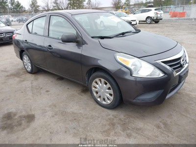 Nissan Versa 2015 3N1CN7AP9FL913146