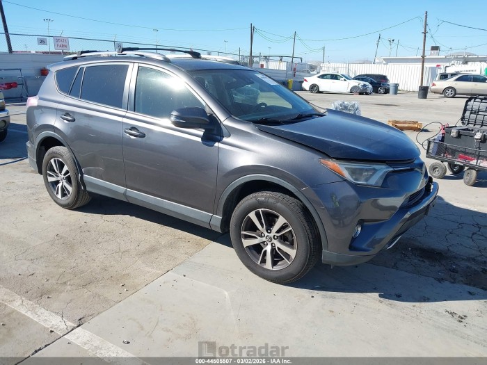 Toyota Rav 4 2017 VIN JTMWFREV8HJ113797