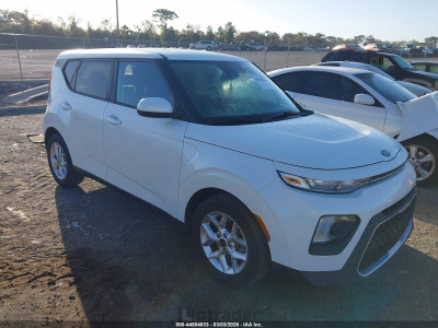 Kia Soul 2021 KNDJ23AU7M7751501