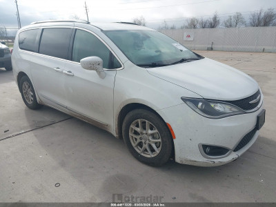 Chrysler Pacifica 2020 2C4RC1BG5LR279244