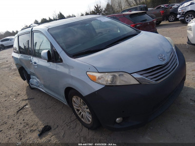 Toyota Sienna 2015 5TDYK3DC5FS536659