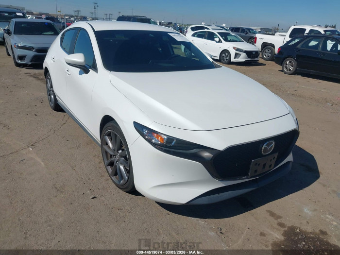 Mazda 3 2019 VIN JM1BPBMM7K1143716