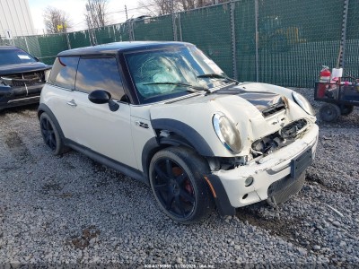 Mini Cooper 2005 VIN WMWRE334X5TD91155