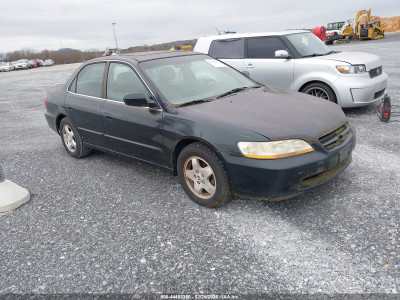 Honda Accord 2000 1HGCG1658YA083508