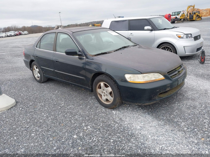 Honda Accord 2000 VIN 1HGCG1658YA083508