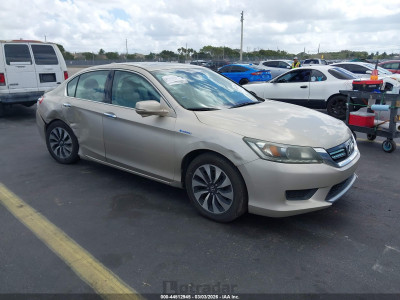 Honda Accord 2015 1HGCR6F57FA013258