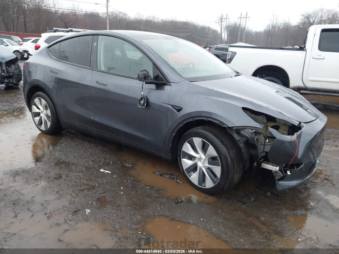 Tesla Model y 2023 VIN 7SAYGDEE2PF874889