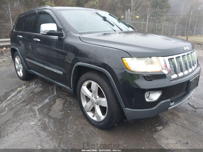 Jeep Grand cherokee 2013 VIN 1C4RJFCG3DC630082