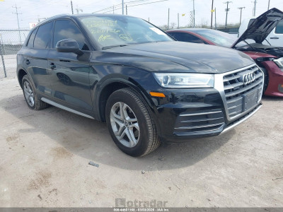 Audi Q5 2018 WA1ANAFY9J2003942