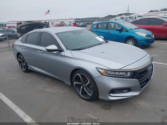 Honda Accord 2018 VIN 1HGCV1F35JA137065