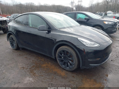 Tesla Model y 2022 7SAYGDEE2NF414094
