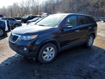 Kia Sorento 2013 5XYKT3A17DG416457