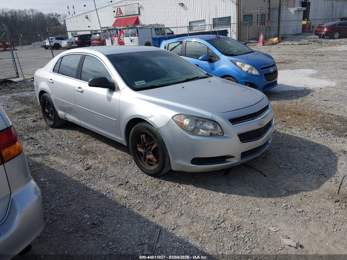 Chevrolet Malibu 2012 VIN 1G1ZB5E09CF228886