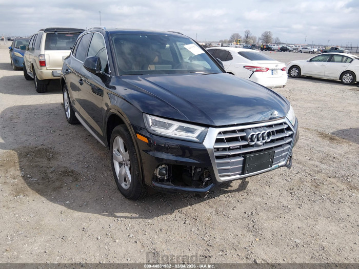 Audi Q5 2019 VIN WA1CNAFY7K2047836
