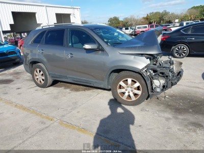 Kia Sorento 2011 VIN 5XYKT4A10BG108856