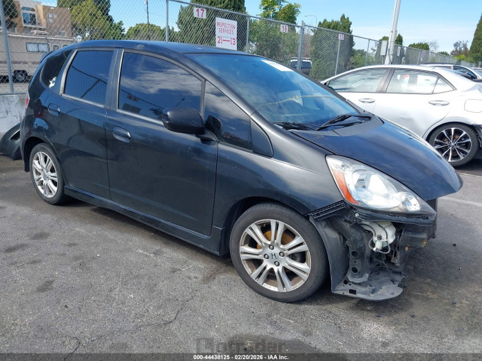 Honda Fit 2010 VIN JHMGE8H69AS021974