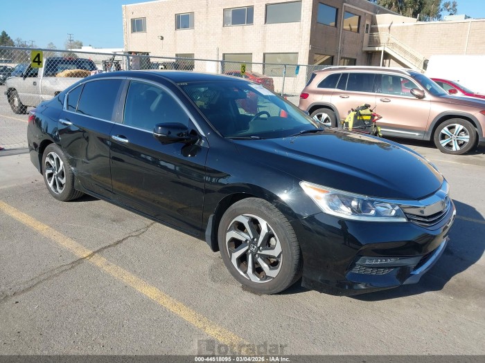 Honda Accord 2017 VIN 1HGCR2F80HA035687