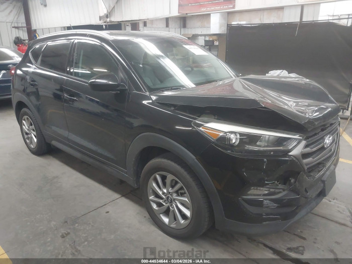 Hyundai Tucson 2016 VIN KM8J33A40GU174261