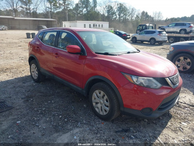 Nissan Rogue 2018 JN1BJ1CR8JW255440