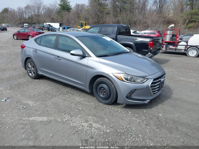 Hyundai Elantra 2017 5NPD84LF8HH020674