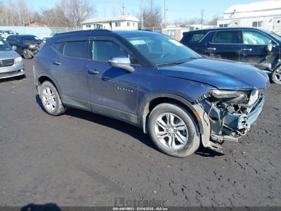 Chevrolet Blazer 2022 3GNKBJRS1NS145083