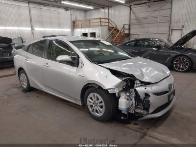 Toyota Prius 2017 JTDKBRFU3H3542396