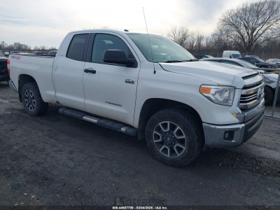Toyota Tundra 2016 5TFUW5F18GX576563