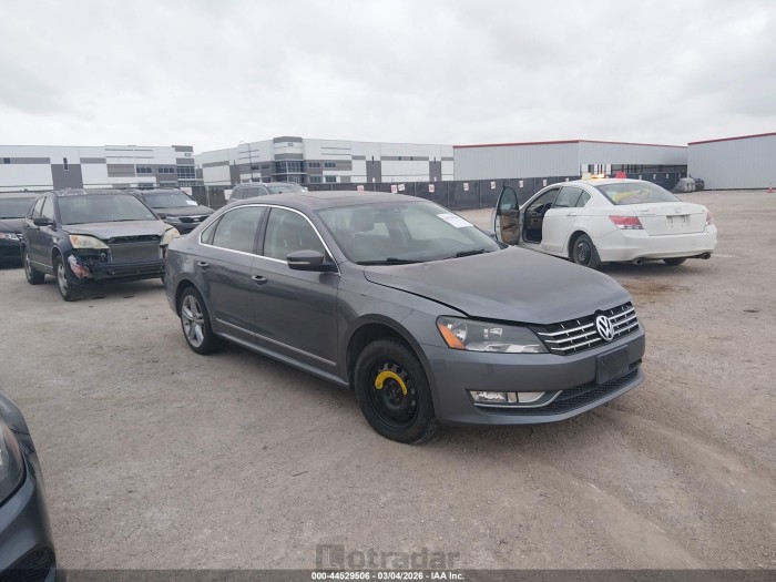 Volkswagen Passat 2014 VIN 1VWCM7A39EC031642