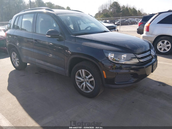 Volkswagen Tiguan 2016 VIN WVGBV7AX1GK000307