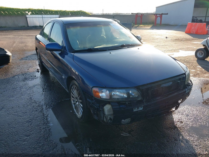 Volvo S60 2001 VIN YV1RS53D912010328
