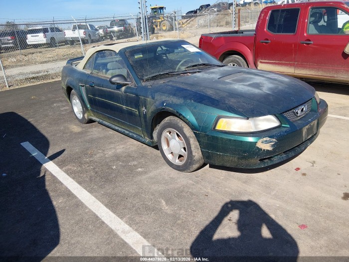 Ford Mustang 2000 VIN 1FAFP4441YF165595