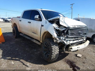 Toyota Tundra 2011 5TFHW5F13BX200153