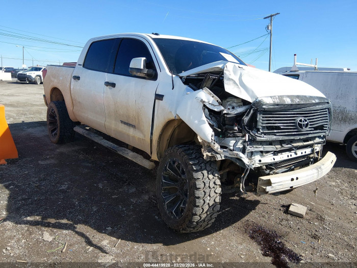 Toyota Tundra 2011 VIN 5TFHW5F13BX200153