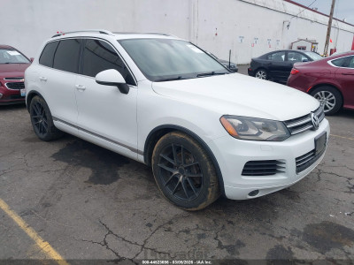 Volkswagen Touareg 2012 WVGEK9BP5CD006996