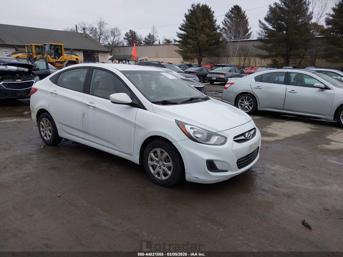 Hyundai Accent 2013 VIN KMHCT4AE0DU585663