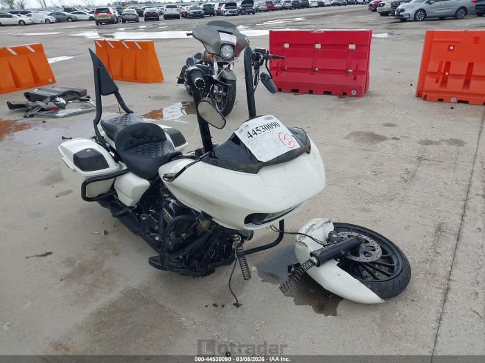 Harley-davidson Road glide 2018 VIN 1HD1KTC14JB679358