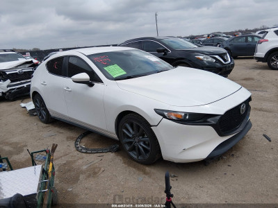Mazda 3 2019 JM1BPAJM5K1146113