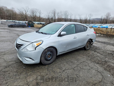 Nissan Versa 2015 3N1CN7AP3FL870214