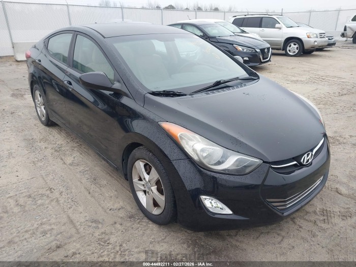 Hyundai Elantra 2012 VIN KMHDH4AEXCU305400