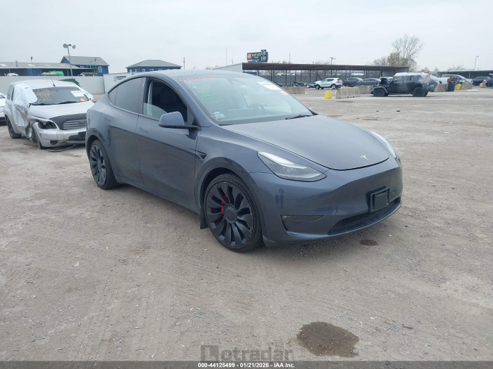 Tesla Model y 2022 VIN 7SAYGDEF0NF379659